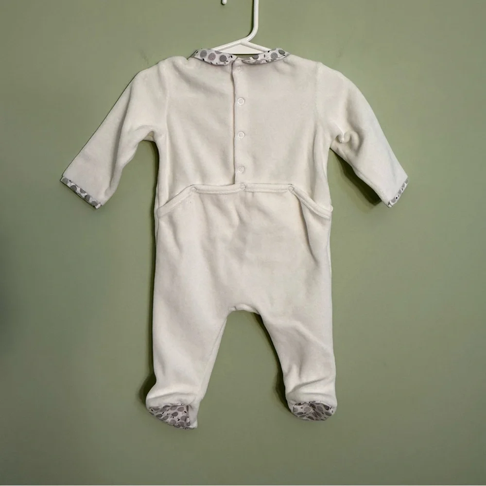 Obaibi White Velour Baby Sleeper 6M Footed One Piece unisex